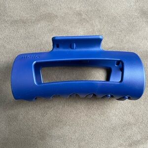 NWT Mello Cloud Clip Retail $27 Color - Blueberry (Limited-Edition)